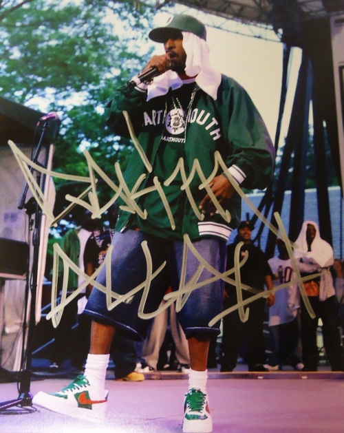 djsavone:  Happy Born Day, Rakim. It’d be entirely too difficult to sum up the impact of his contributions to music, but when Rakim touched the mic, he took what was already new and fun (to me - as a kid) and brought the listening experience and the