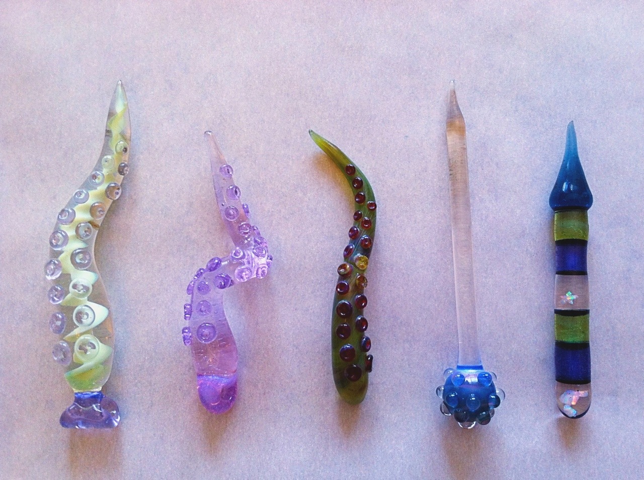 starvetheegofeedthestoner:A girls gotta have a lil variety❤️ which dabber should