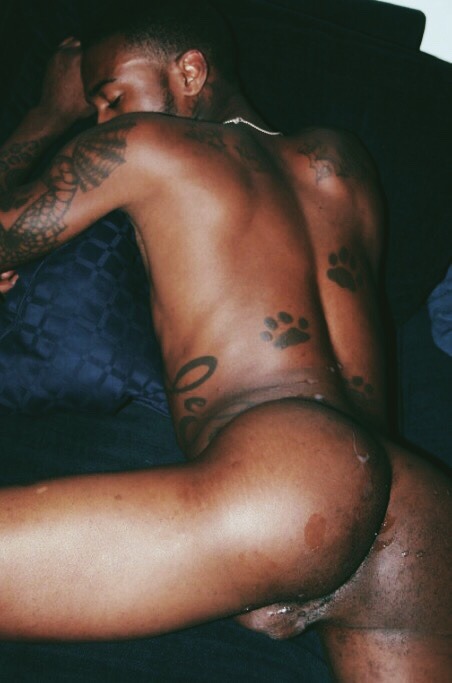 bilovexxx: 🎂🎂🎂🎂🎂🎂🎂🎂  BiLoveXXX.tumblr.com 