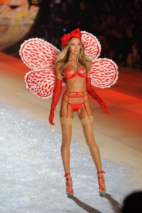 iluvsexystockings:Candice Swanepoel