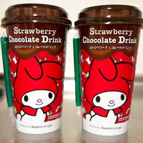 3am in Harajuku, time for a My Melody strawberry chocolate drink. :-)