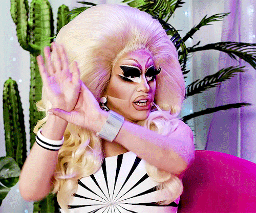 but-sometimes-im-not:  redscarekatya:TRIXIE & KATYA REACT TO TEXAS CHAINSAW MASSACRE they both looked so fucking good this ep   It’s all a matter of perspective, I suppose, but I just get the general feeling Trixie’s look is designed to