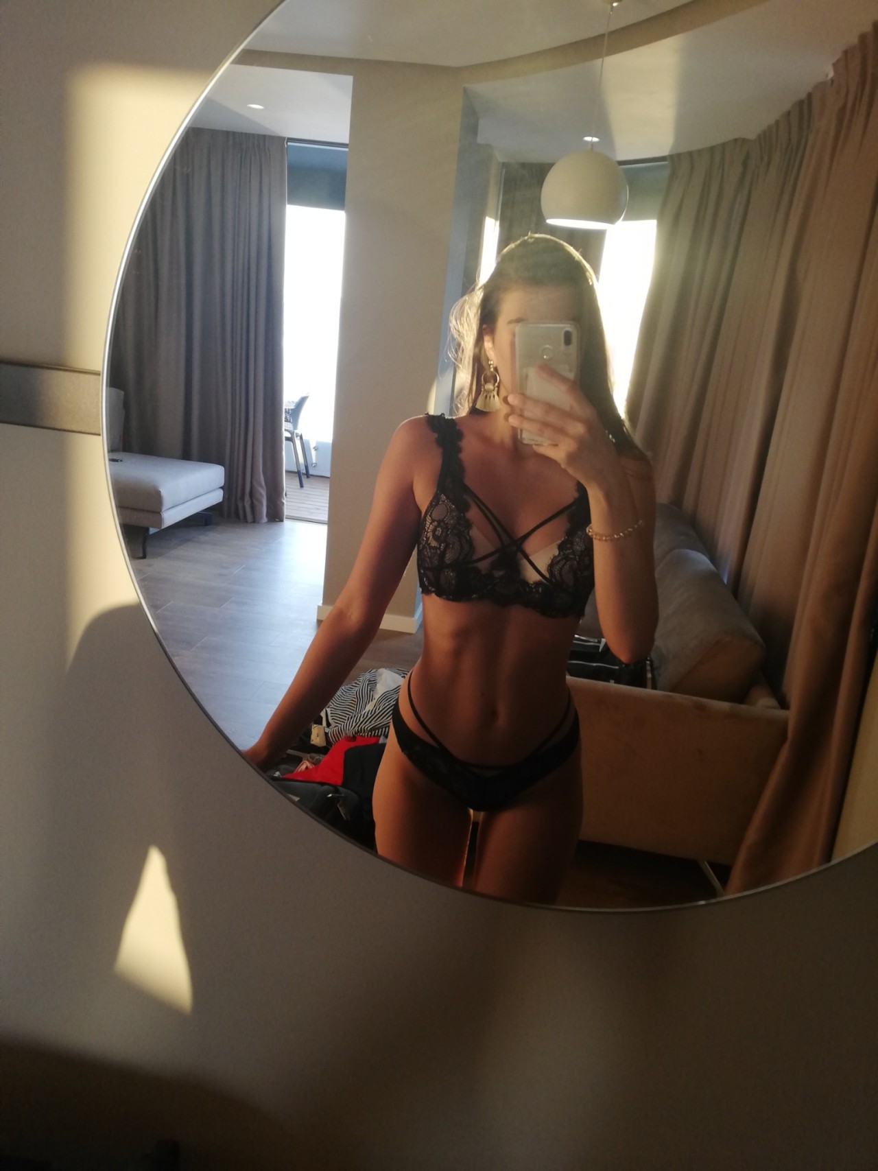 bbygirl-in-lace:Just looked through my old noods and wow was I skinny 2 to 3 years ago!! I mean - I’m obviously still skinny, but it’s interesting to see how my body has changed🤗