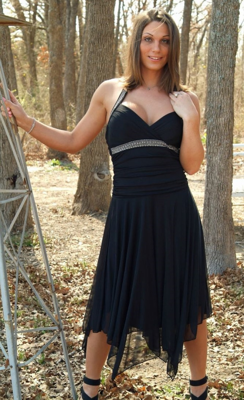 curvesncocks:  The stunning Kayla!  Kayla is Hot