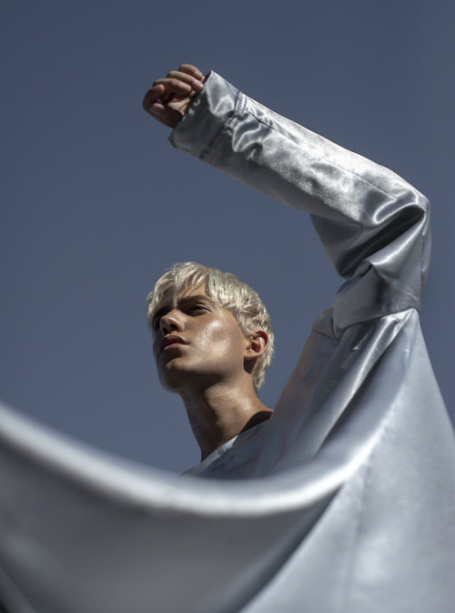 rilkerainer: Part of Boys! Boys! Boys!】Risk Magazine Online Exclusive, Mark Andre Leon  stars i
