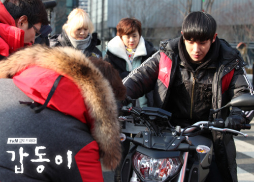 suzy1988sblog-deactivated202104:  [Official Pics] LEE JOON @ “Gapdongi”
