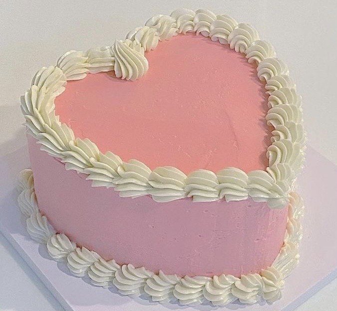 vampirekittn:pink and black cakes ♡ 