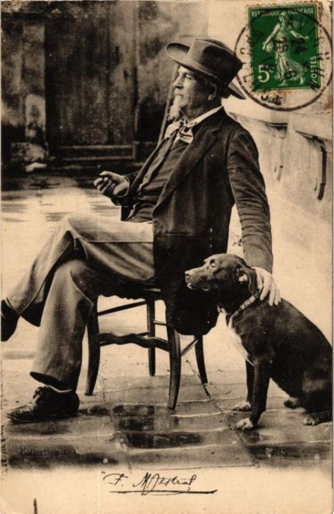 cartespostalesantiques: Frédéric MISTRAL and his dogFrench Vintage postcard