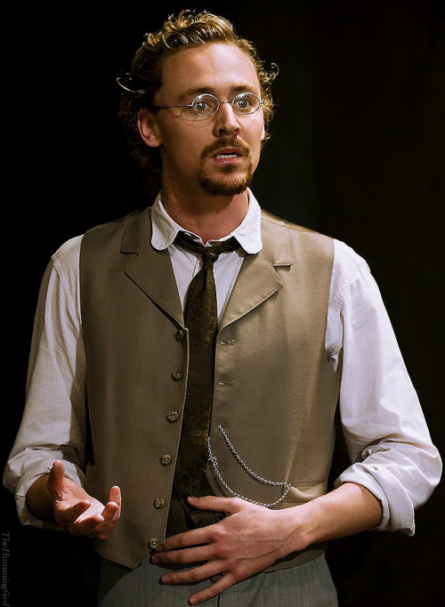 Tom Hiddleston as Lvov in Ivanov at Wyndham’s, as part of the Donmar’s season (2008)