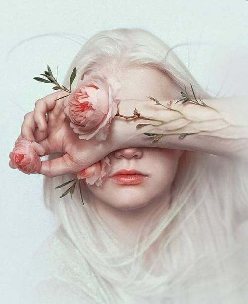 artandoddities:Stunning digital art by @melaamory, via @beautifulbizarremagazine.https://www.instagram.com/p/CADbsqrjsxY/?igshid=3pjfw9e95txh