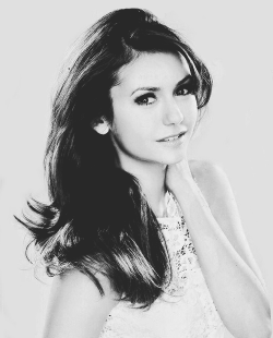 salvatore-vampire:  Nina Dobrev - Lux Hair