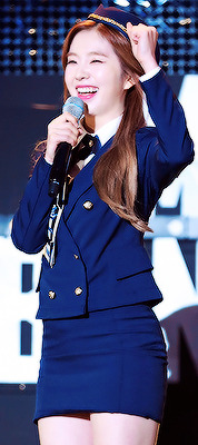 4-velvets:  Baechu as a sexy air hostess  