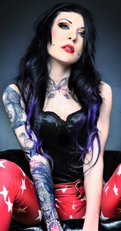 thewickedlycool:  Source:Sexy Inked Girlsthewickedlycool