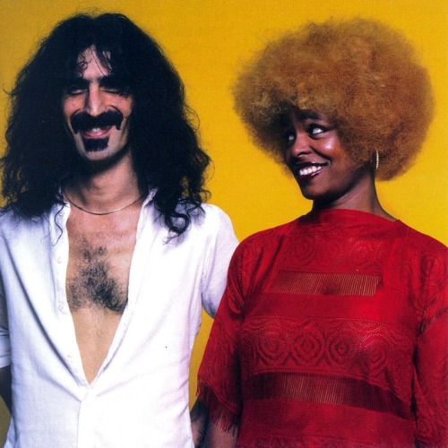 8-bitonionring:Frank Zappa & Lady Bianca