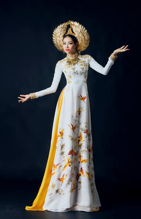 rawrilikefood: 2015년12월10일. Miss Vietnam Universe Ao Dai part II.