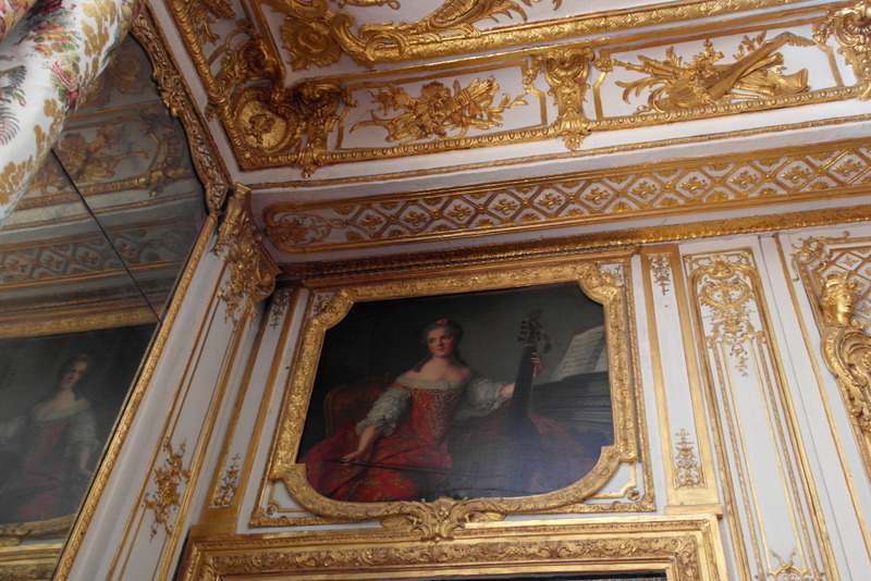 laparigidimariaantoniettablog:  Chambre de Louis XV et Louis XVI. Appartament PrivÃ©e