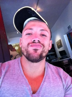 Jordanosantoro:  Scruffy Day Everyone