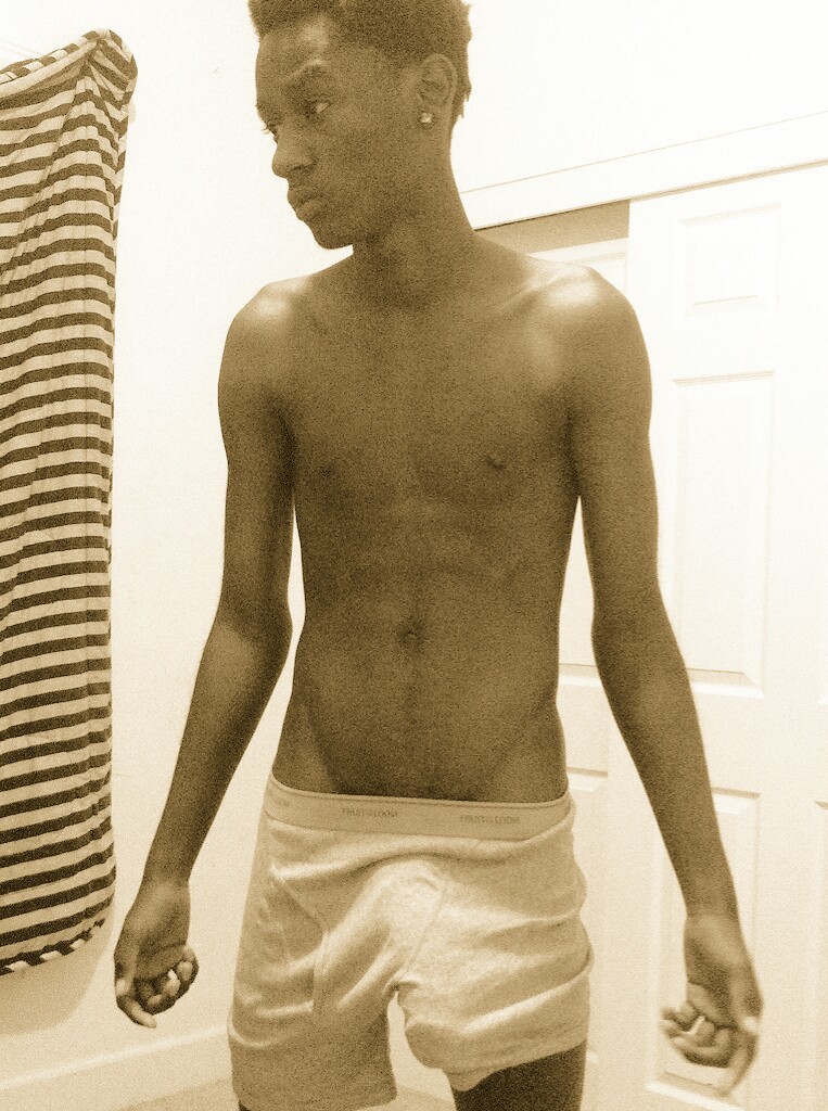 black-dicks-r-us:  HORNY FOR BLACK DICK? There are over 10,000 Black Gay Videos @