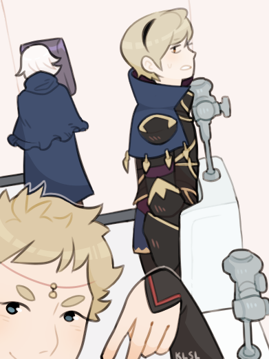 birdpaladin: Peeing with my boy Leo (Original tweet) 