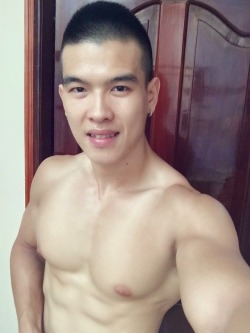 vietmalebeauty:  vietboysparadise:  IG: vincent_tran_fitness  Tran Xuan Vinh