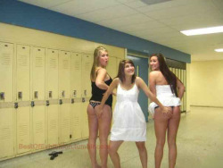 bestofexhibition:  Girl showing their thong at school!