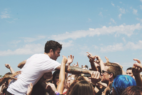 mand-ers:  The Amity Affliction by brittanycsws on Flickr. 