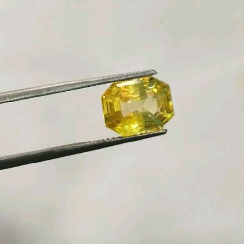 Natural Yellow sapphire ceylonWith GRS testing Lab @pmkkgems @pmkkgems… ..more details DM