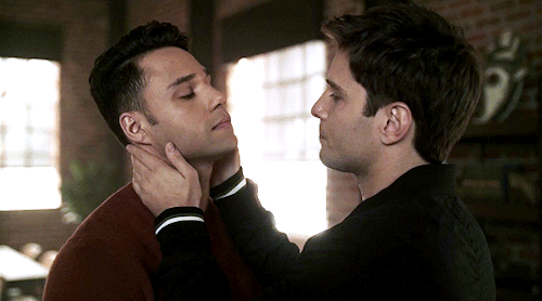 tylerposey:You love it.