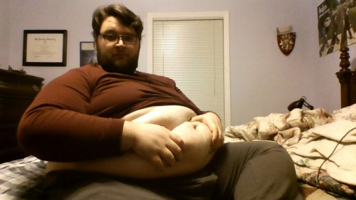 Howdy, I thought I’d let the belly out adult photos