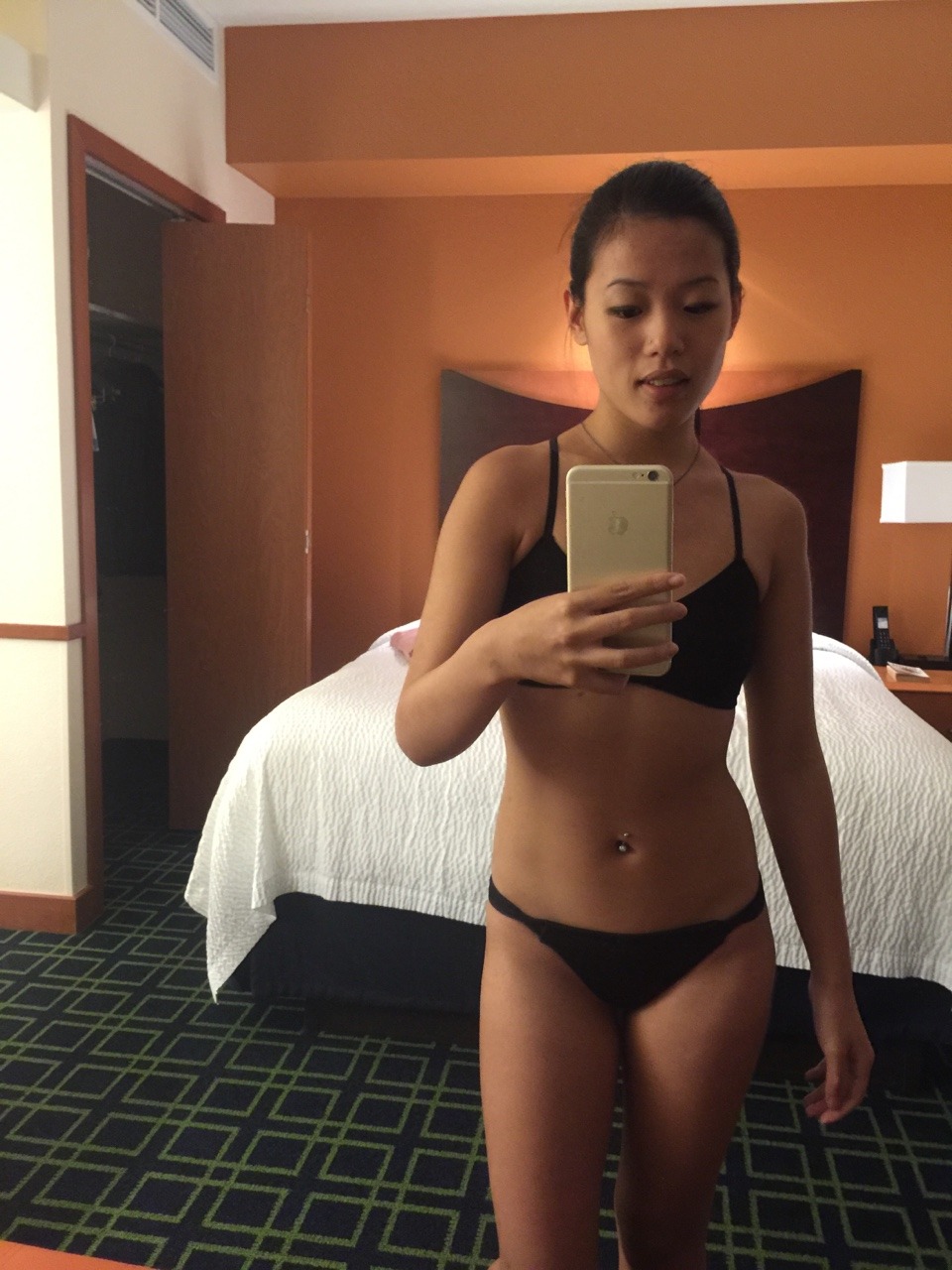 your-moon-and-stars:  your-moon-and-stars:  New bathing suit bottom ft new bralette
