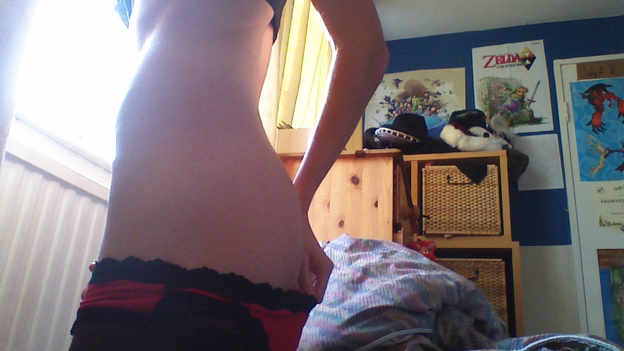allthingskinkyanddelicate:  Pictures in daylight finally! If these get enough notes