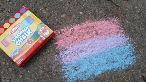 sorrynotsorrybi: stilesisbiles: Found sidewalk chalk and decided to draw a bi pride flag. ^_^