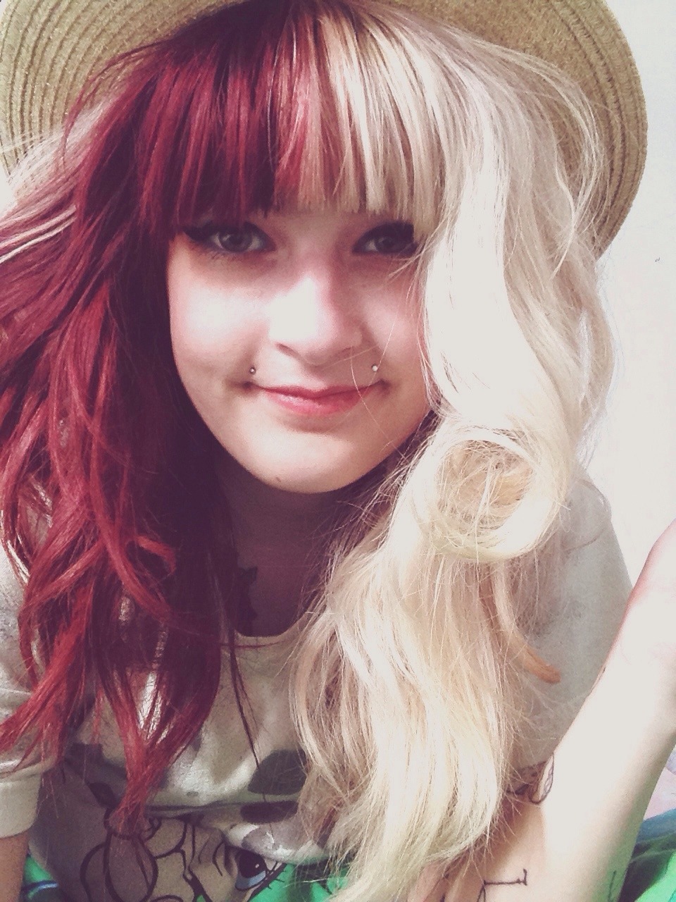 cutthroatcity:  emilydamnit:  buddha-brii:  emilydamnit:  The other night bed head