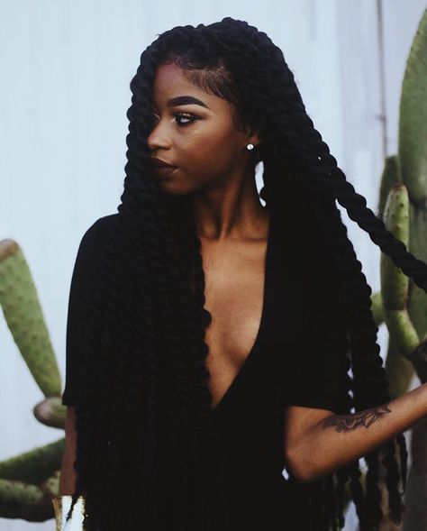 Porn curlsbraidsandafros:  pretty photos