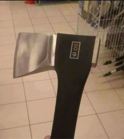 sixpenceee: Probably not the best message to put on an axe.