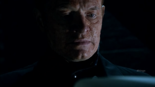 lilliapril:  PLOT TWIIST!!! Fringe, you make my feels turn upside-down and twist like crazy! Can’t wait for tomorrow to see where this is going! :D  *Fringe S04E09