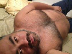 moshemx:  #bear #mexicanbear #gaybear #proudtobegay Lazy Day