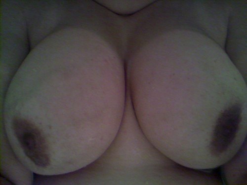 needalittleconfidence:  Enjoying a bath…