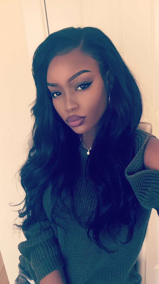fashionistasrus:  Twitter: bekkahldn