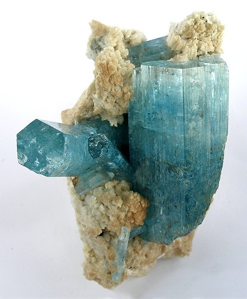 libutron:  Beryl (Var: Aquamarine), Albite | ©Fine Mineral Galleries | iRocks.com Erongo Mounta