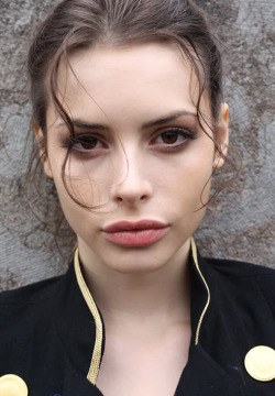 fire-fly-with-me:  Charlotte Kemp Muhl