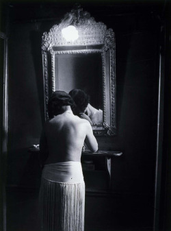 inland-delta:Brassai, Toilette, Chez Suzy,