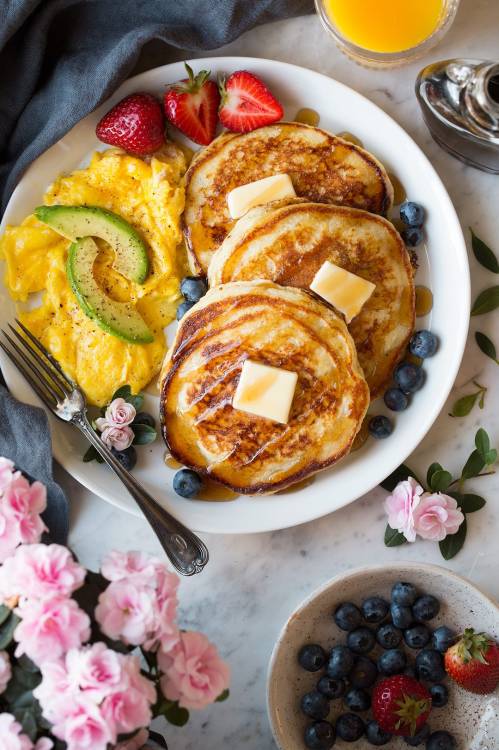 food-in-the-morning:  Buttermilk Pancakes