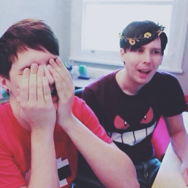 amazingplnil: “once, there were these two guys called dan and phil, who met each