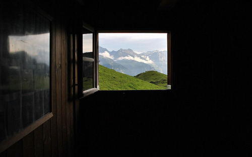 Window&rsquo;s vista by Alpine Light &amp; Structure on Flickr.