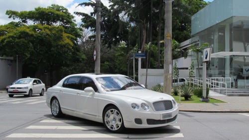 itcars: Bentley Flying Spur Image by Rodrigo Valdevino