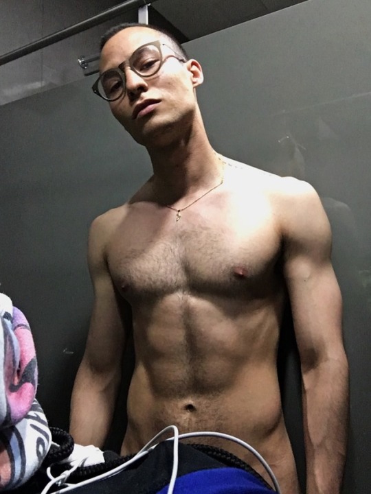 inspirationvogue: Don’t let the glasses fool you 😏 