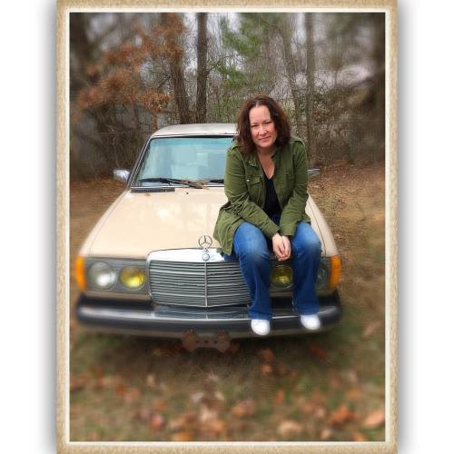 <p>The end of an era… I’ve owned a vintage diesel Mercedes (or three) since 2001 and today I’m donating my last one to @wpln through their car donation program. #carsintoprograms My mom and I drove this one from Hayward, CA to Nashville in March of 2005 (listening to @cjnightdrivers on Sirius the whole way) and it was my main car for my first seven years in town. Lots of back and forth from the north side to the Station Inn, to be sure. I will miss it. But I’m more glad to know that it’s going to support a radio station that supports the arts. That’s what it brought me here to do.  (at Fiddlestar)</p>