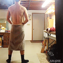bisexcowboy:  I’d love to have a roommate like this guy, whenever he feels like it he drops his towel and that means I drop to my knees