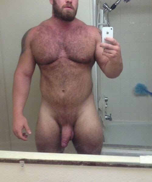 massivemusclebears:I’m waiting for ya